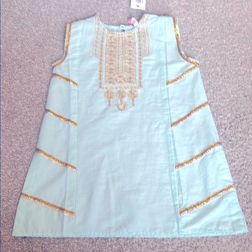 Elegant Mint Green Tunic with Gold Accents